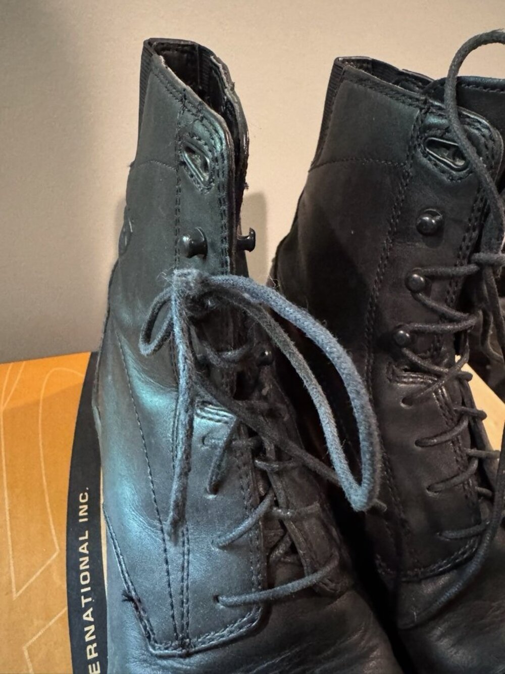 Ariat Heritage IV Paddock Boots Women's 6.5B Black Leather Combat Comfort - Picture 5 of 11